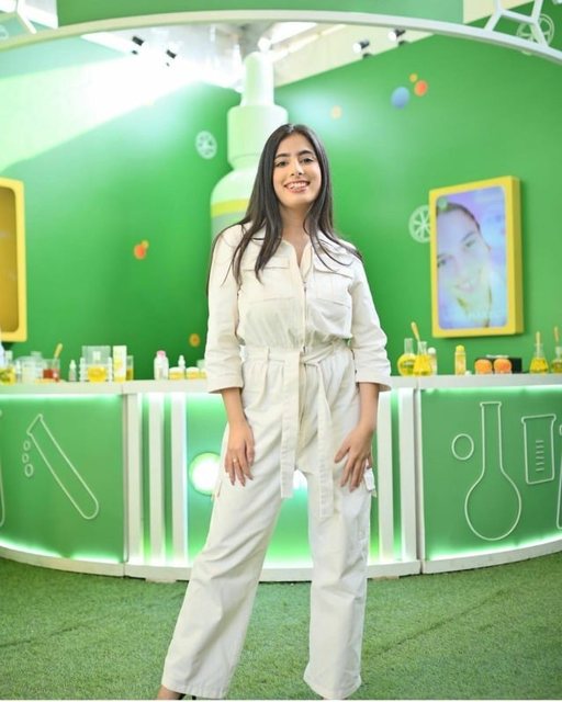 Garnier campaign video cover
